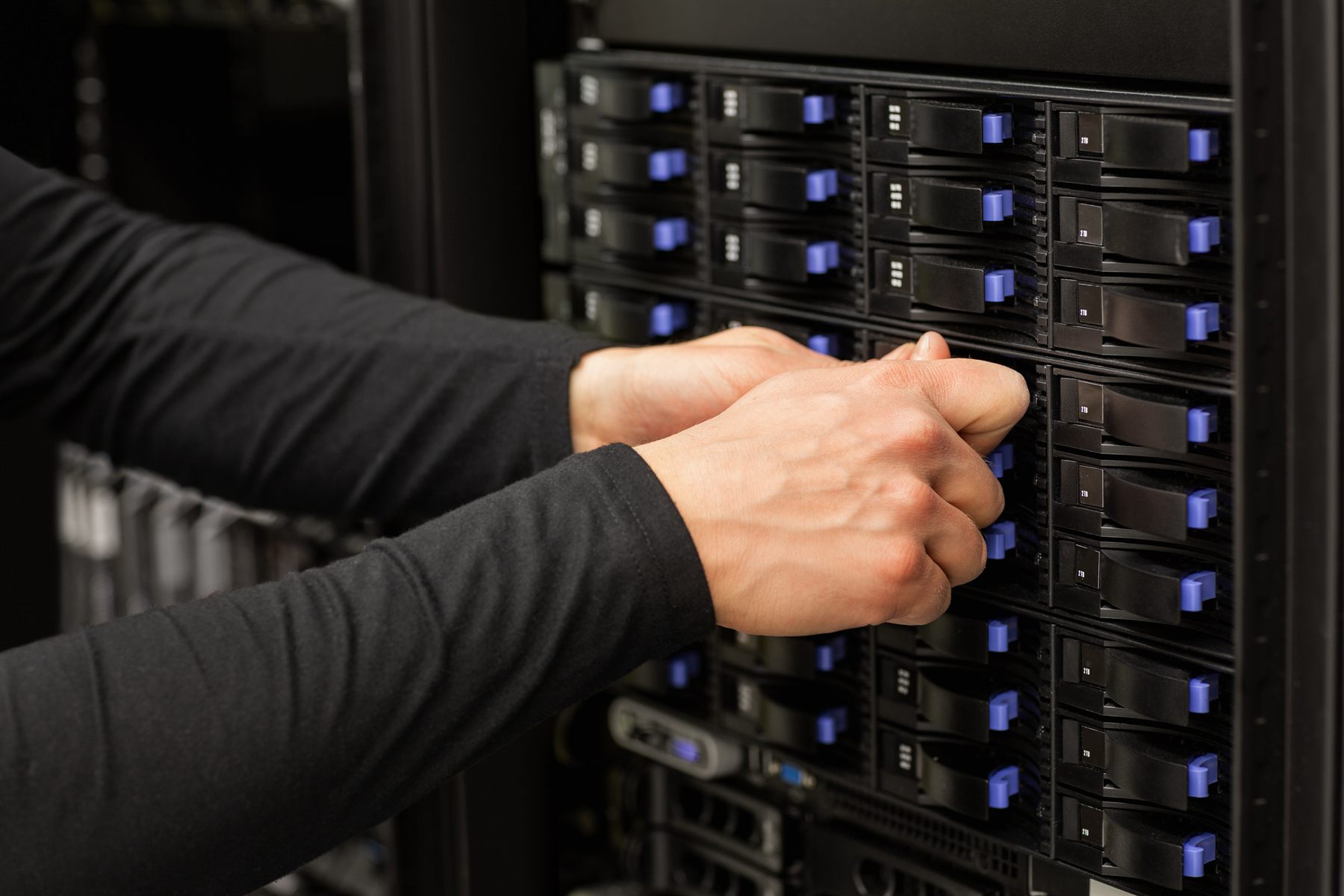 High-Speed Storage & Deployment